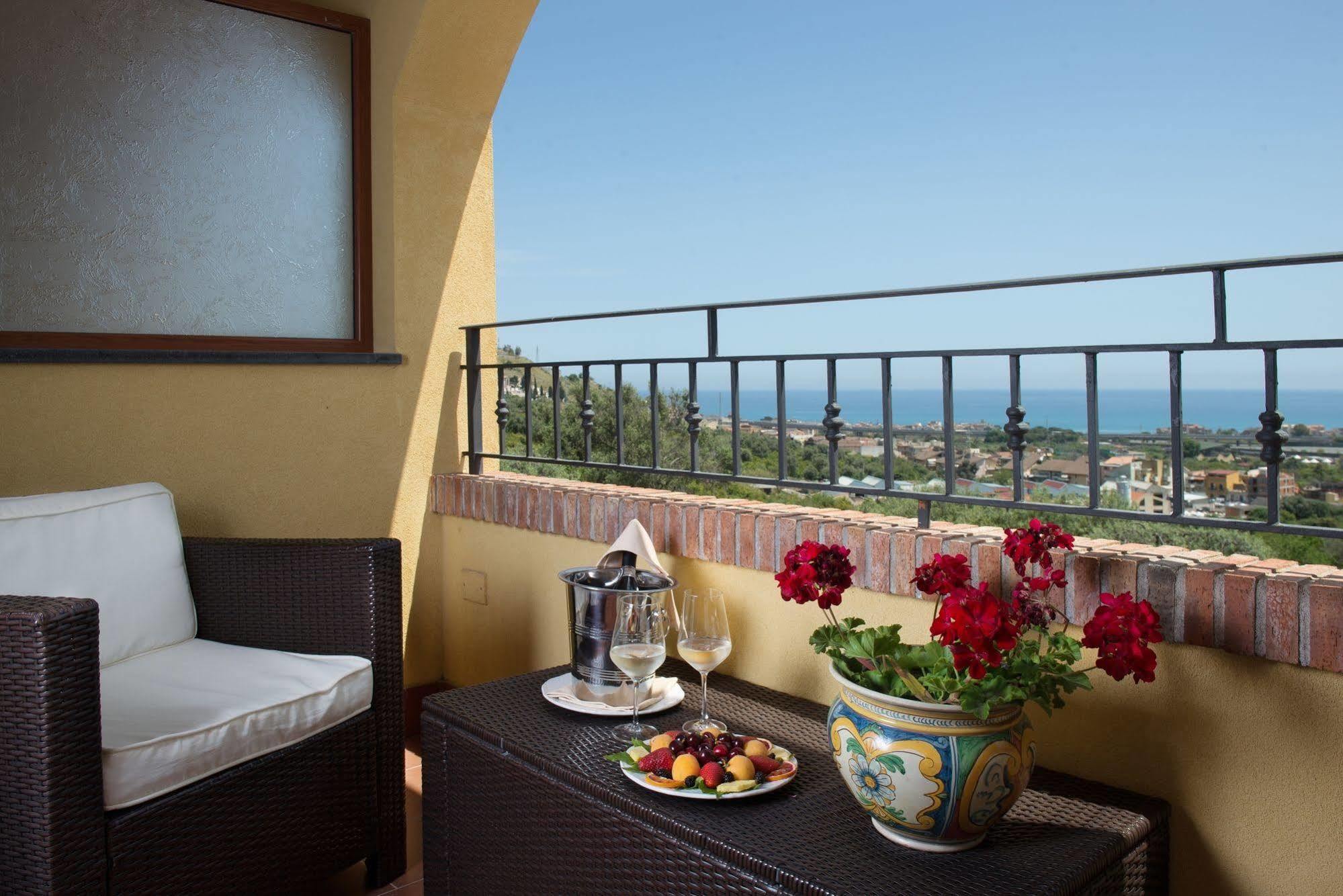 'A Nuciara Park Hotel&Wellness Center Furci Siculo Exterior foto