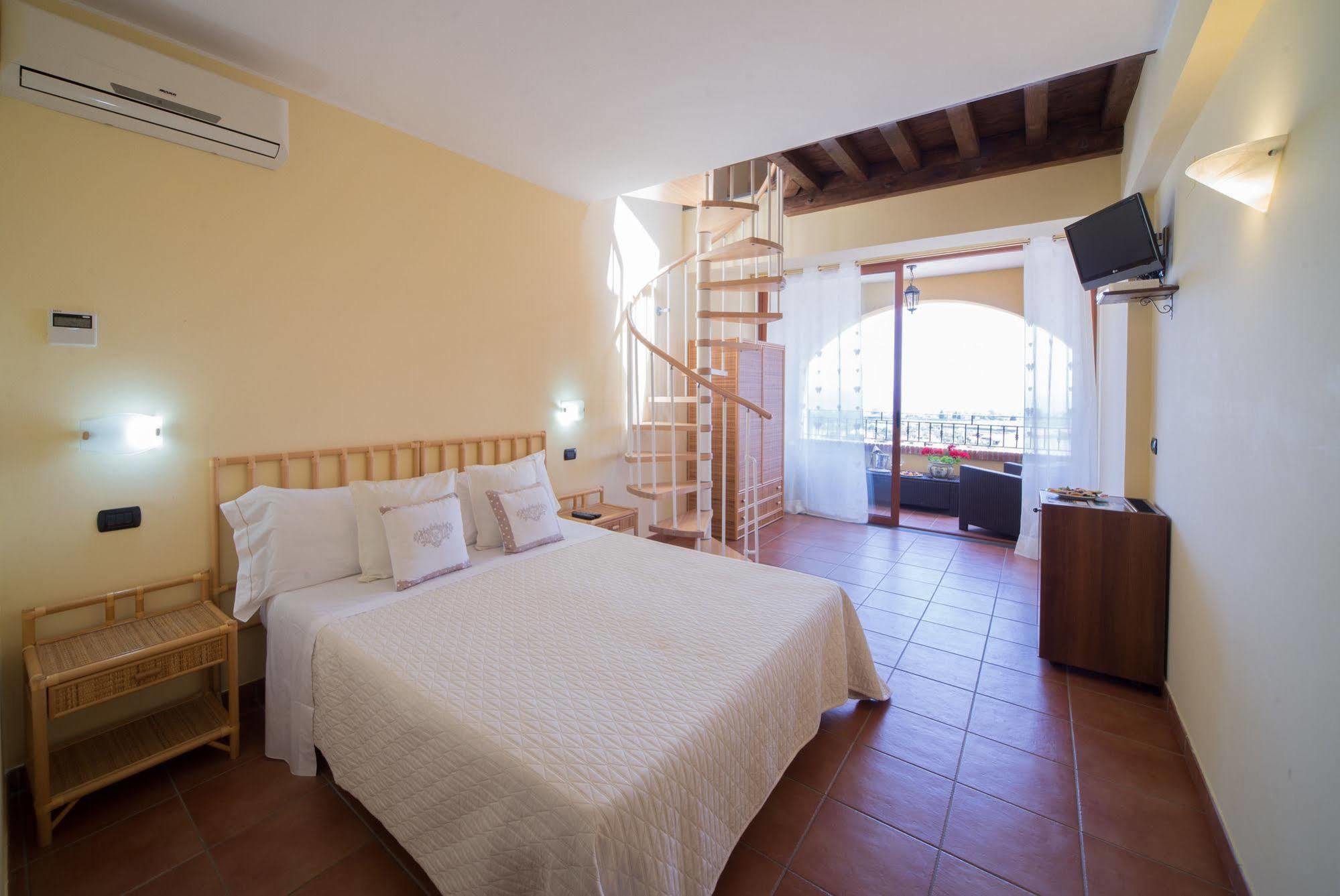 'A Nuciara Park Hotel&Wellness Center Furci Siculo Exterior foto